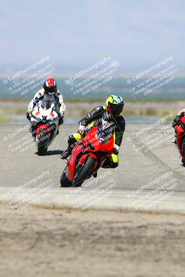 media/May-25-2025-Lets Ride (Sun) [[0ff033e448]]/B Group/1120am (Grapevine)/
